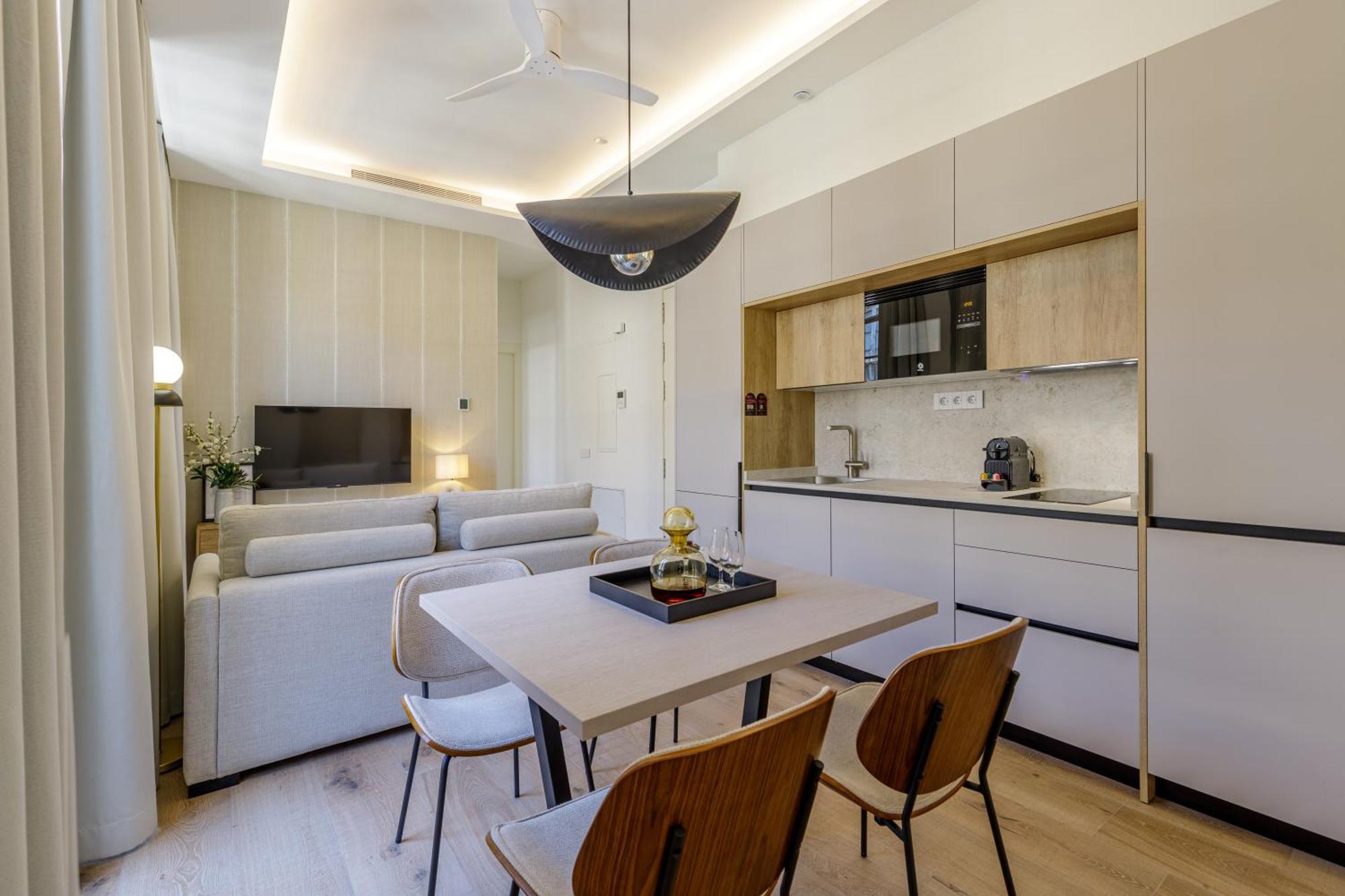 Marques De Velazquez II By Caleta Homes Malaga Luaran gambar