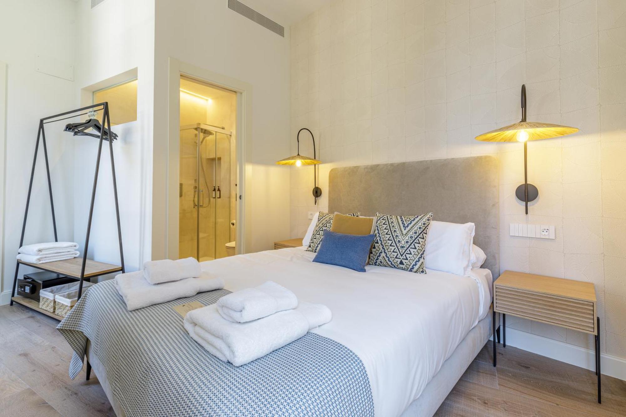 Marques De Velazquez II By Caleta Homes Malaga Luaran gambar