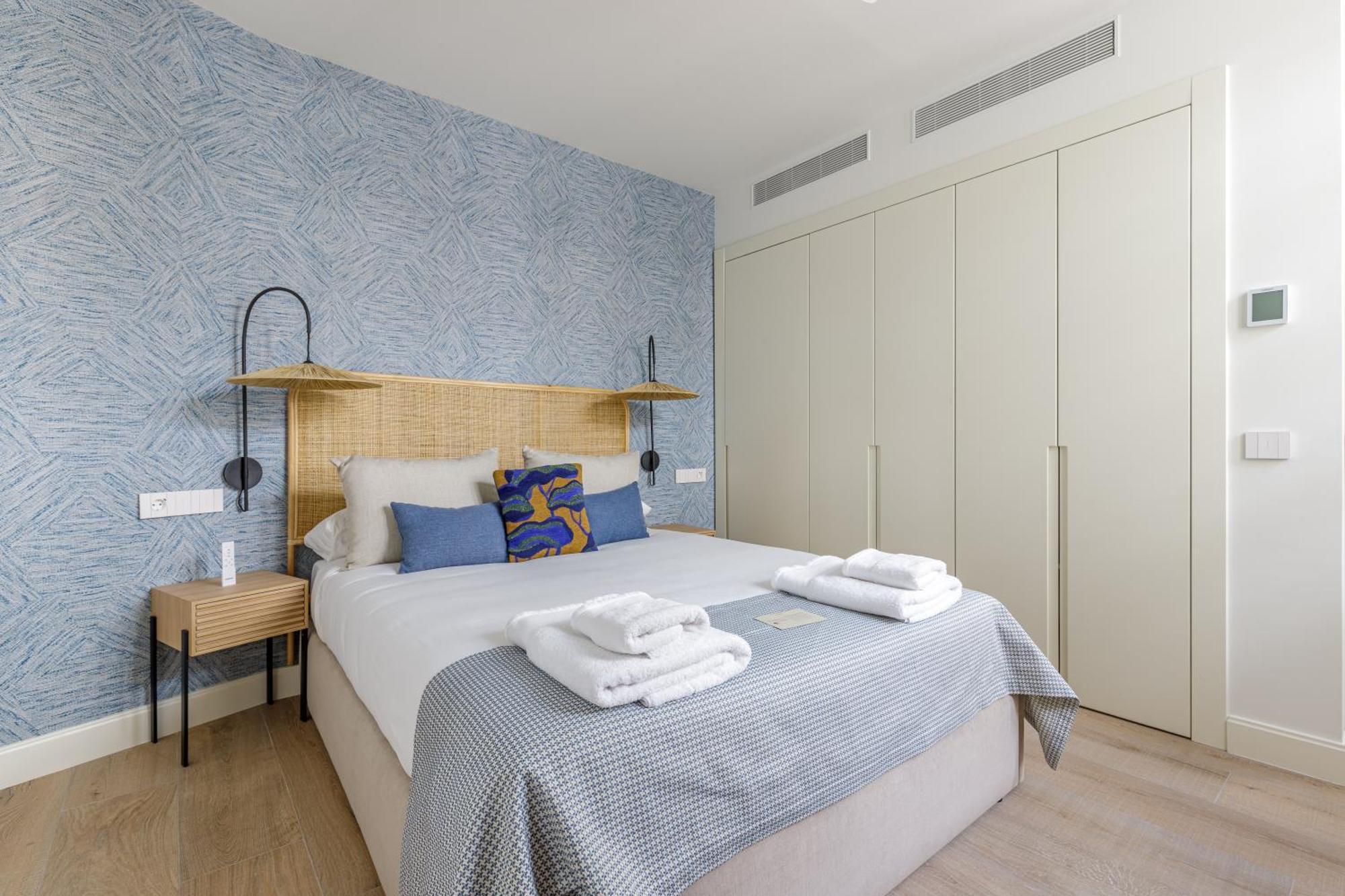 Marques De Velazquez II By Caleta Homes Malaga Luaran gambar