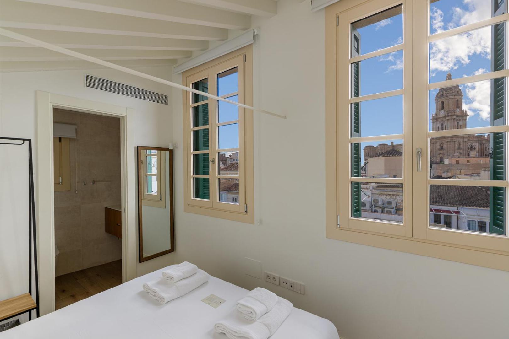 Marques De Velazquez II By Caleta Homes Malaga Luaran gambar